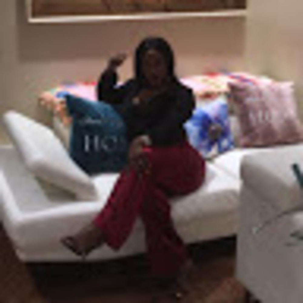 Meet your Posher, Sonya